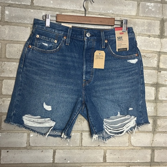 Levi’s 501 Distressed Shorts NWT - Picture 2 of 10